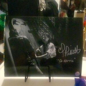 Autographed "Dr. Norris" Cindy Pickett Deepstar 6 Photo 8x10